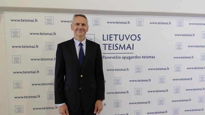 Panevėžio apygardos teismo naujasis teisėjas – teisės mokslų daktaras